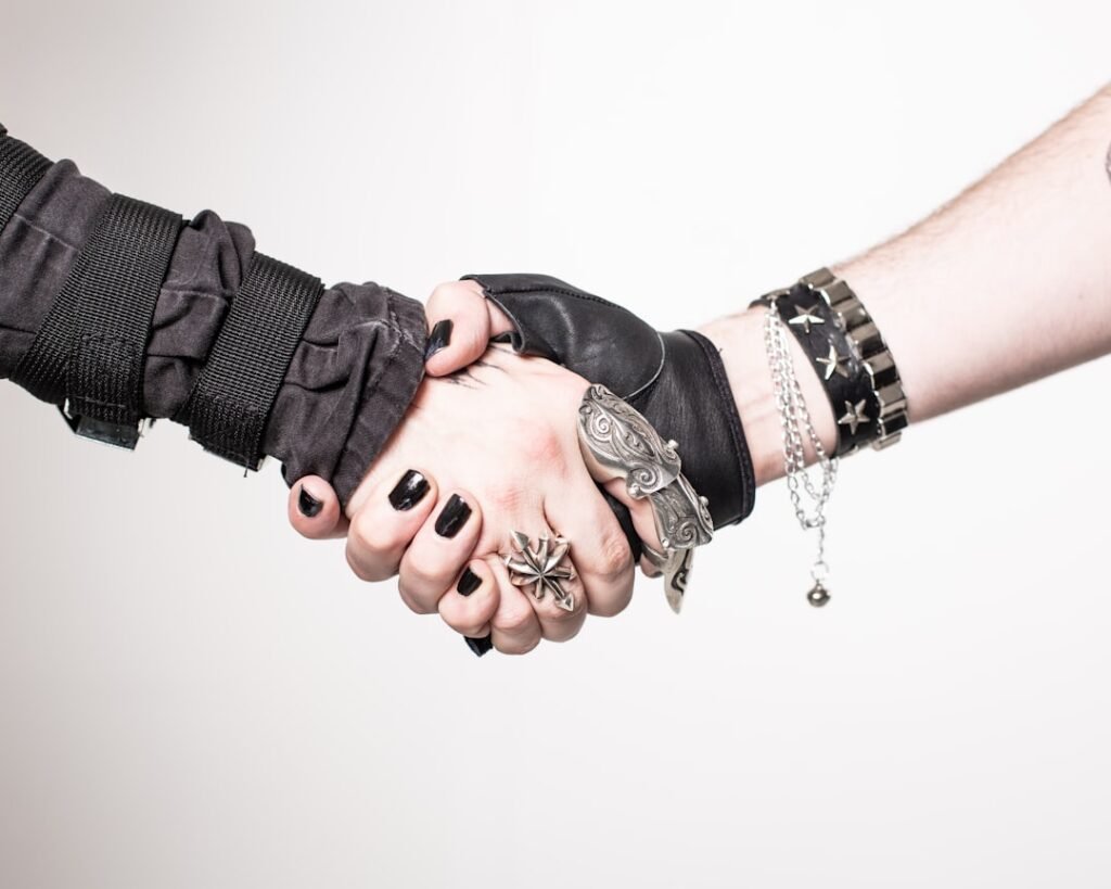 Photo Handshake deal